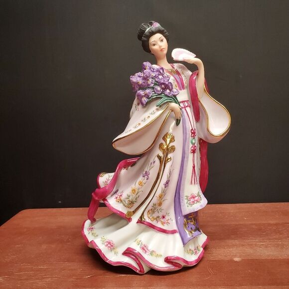 The Iris Princess by Lena Liu Porcelain Figurine The Danbury Mint - Picture 5 of 12